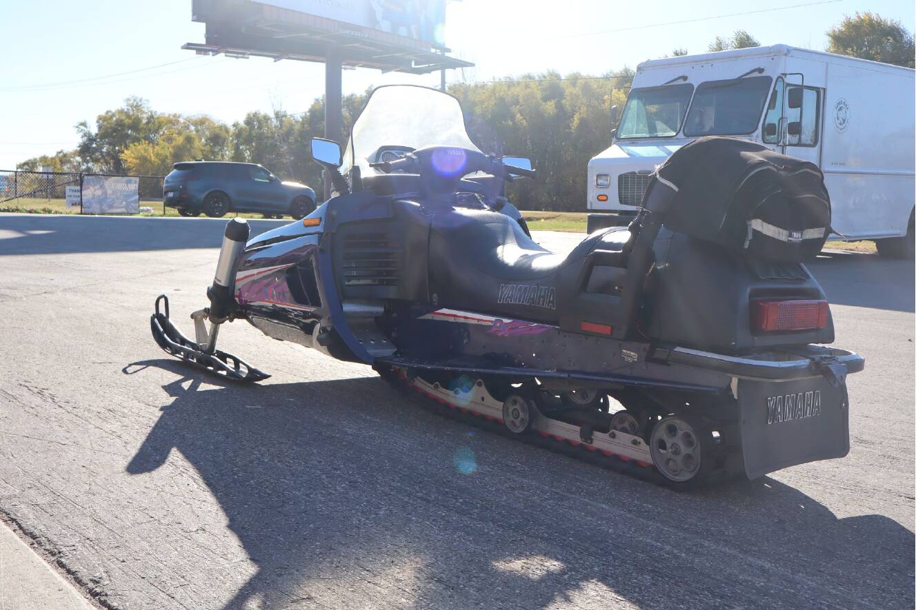 A photo of this 1995 Yamaha VMAX 500 DX