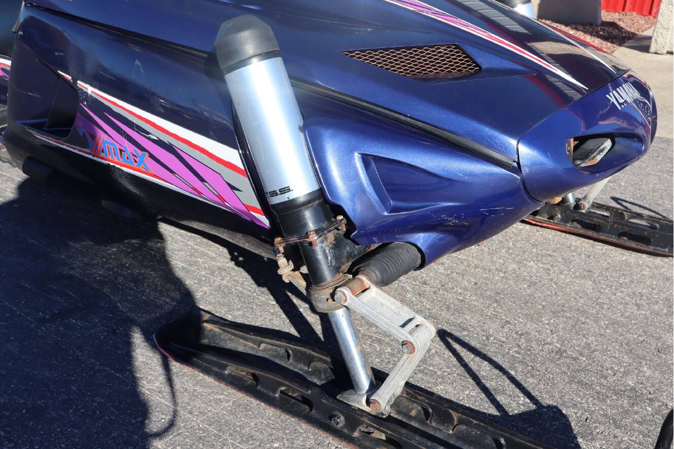 A photo of this 1995 Yamaha VMAX 500 DX