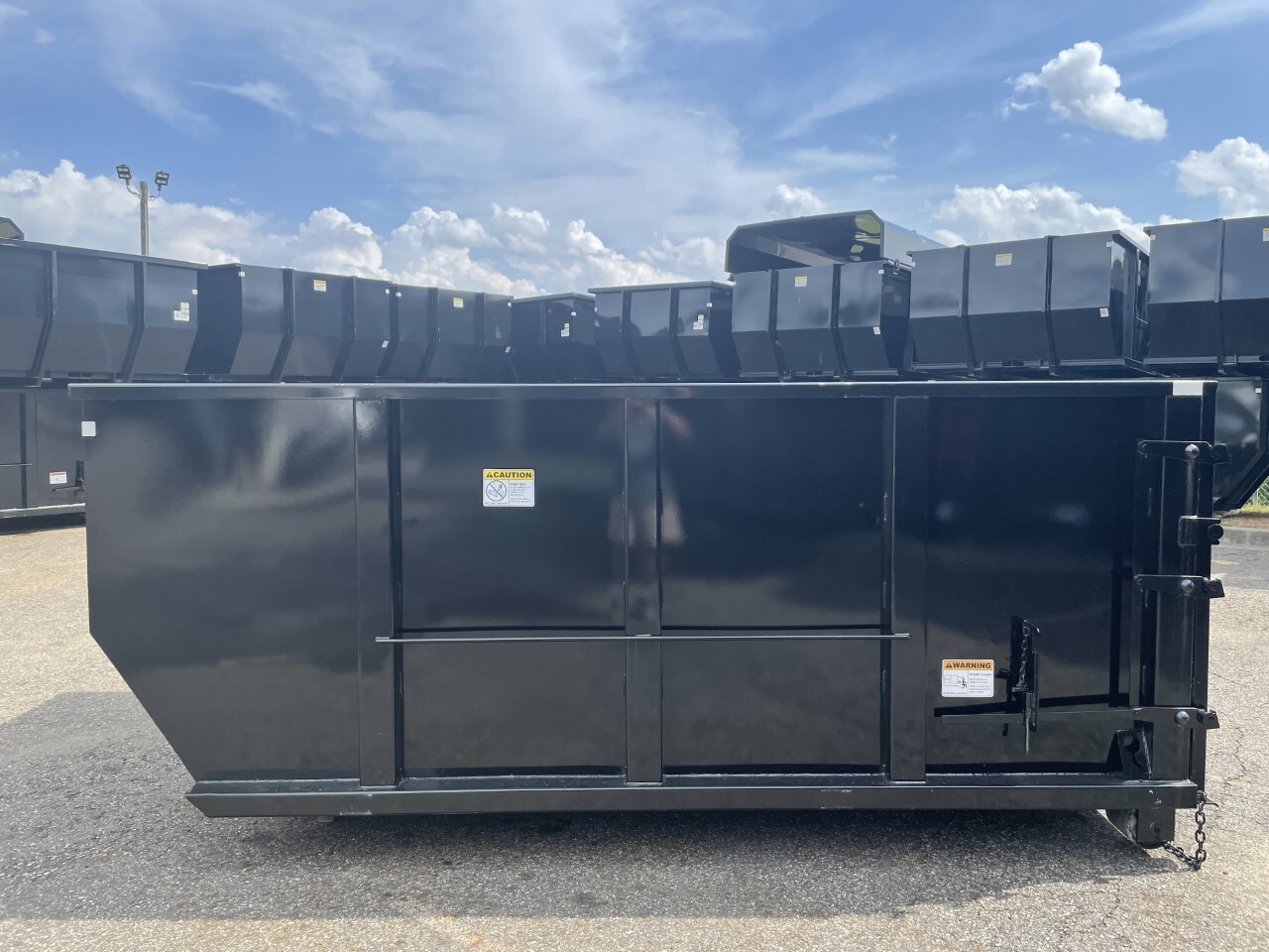 2026 SWITCH-N-GO 11FT HEAVY DUTY DUMPSTER WITH SINGLE REAR DOOR in Winder, GA