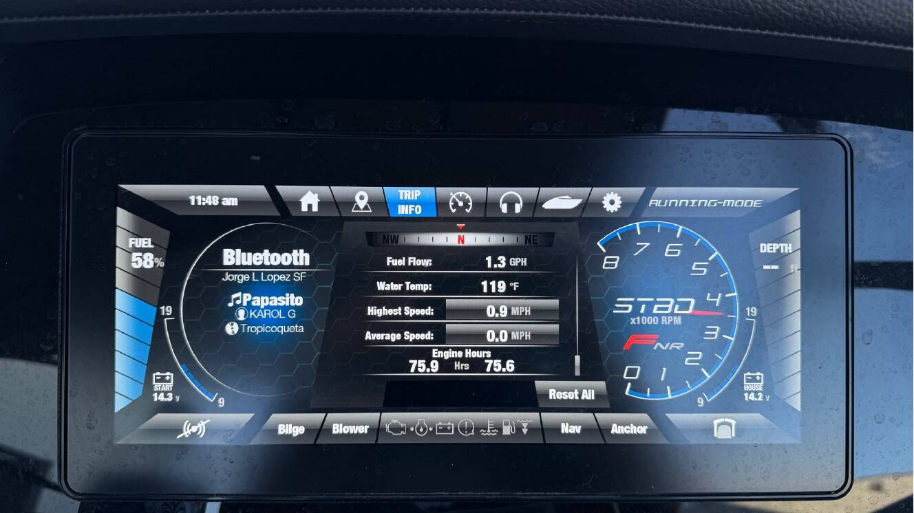 A photo of this 2020 Yamaha 242 Limited S E-Series