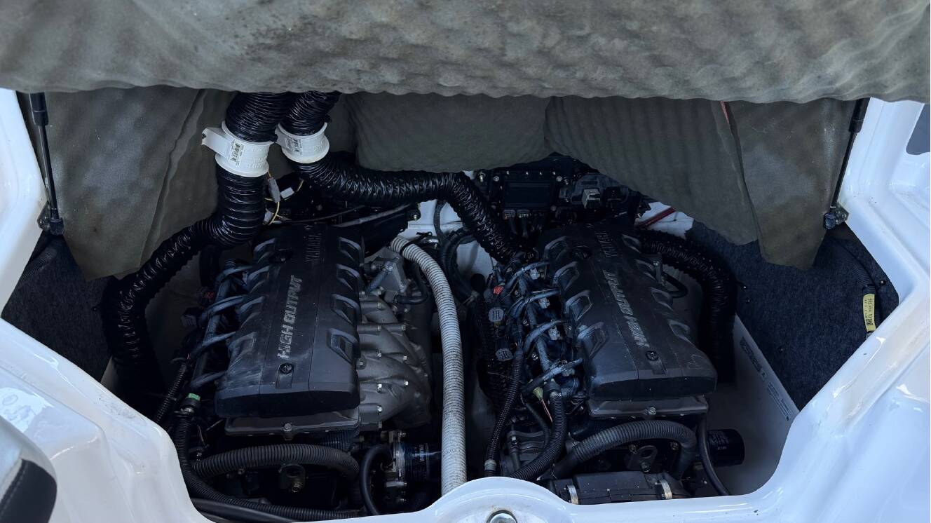 A photo of this 2020 Yamaha 242 Limited S E-Series