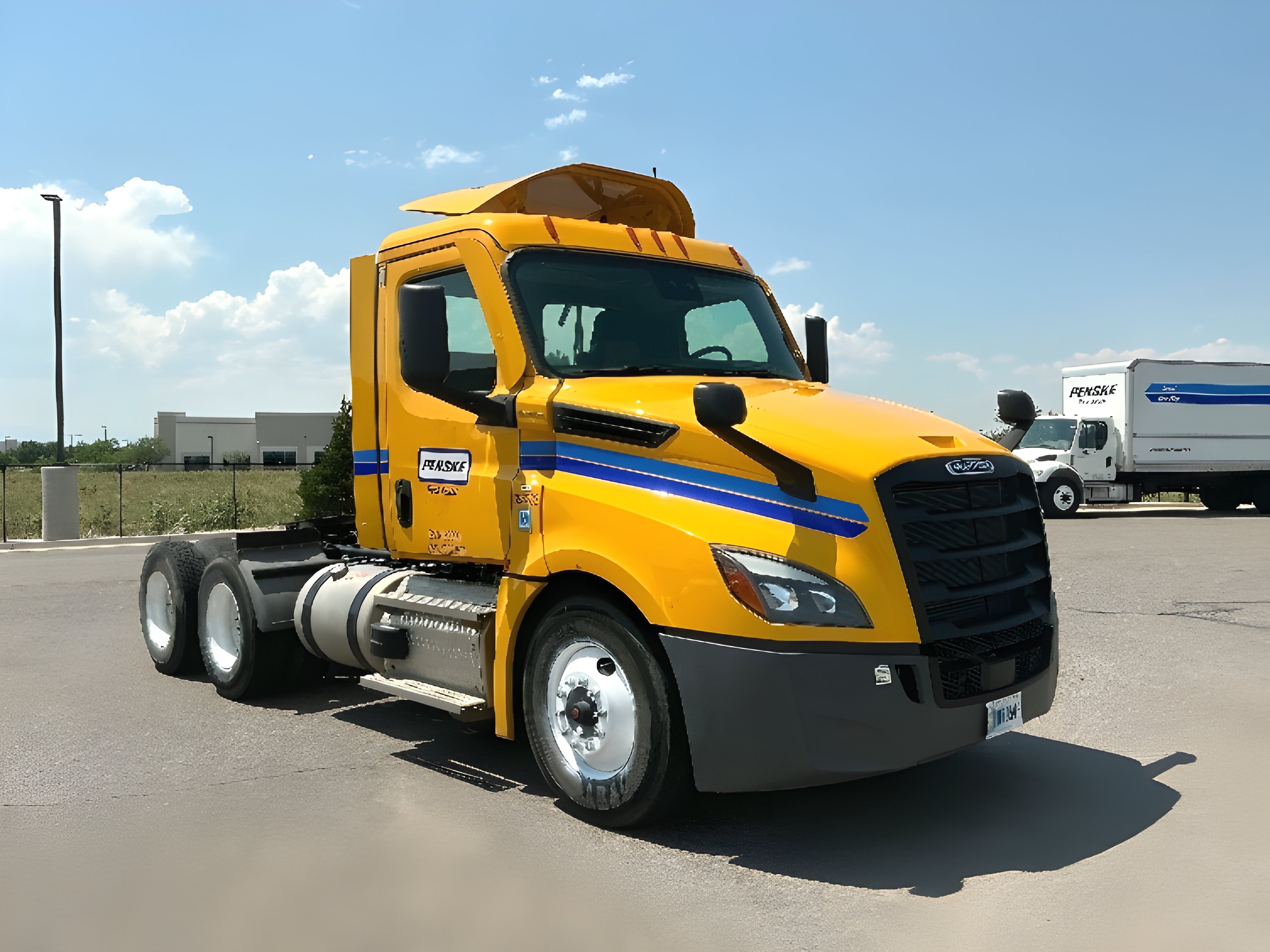 2022 FREIGHTLINER CASCADIA 126 in Denver, CO