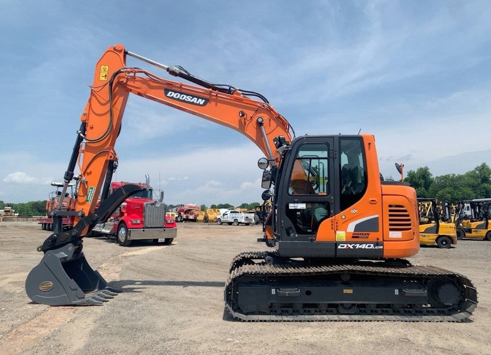 2021 DOOSAN DX140LCR-5 in Springfield, IL