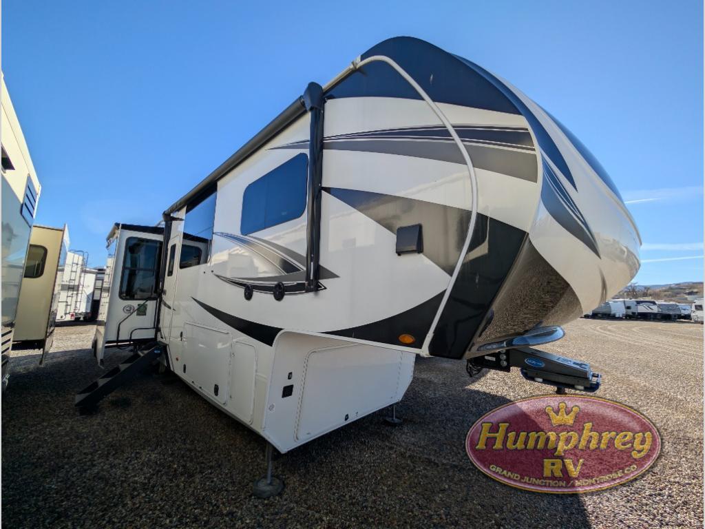 2024 Grand Design Solitude 390RK in grand junction CO