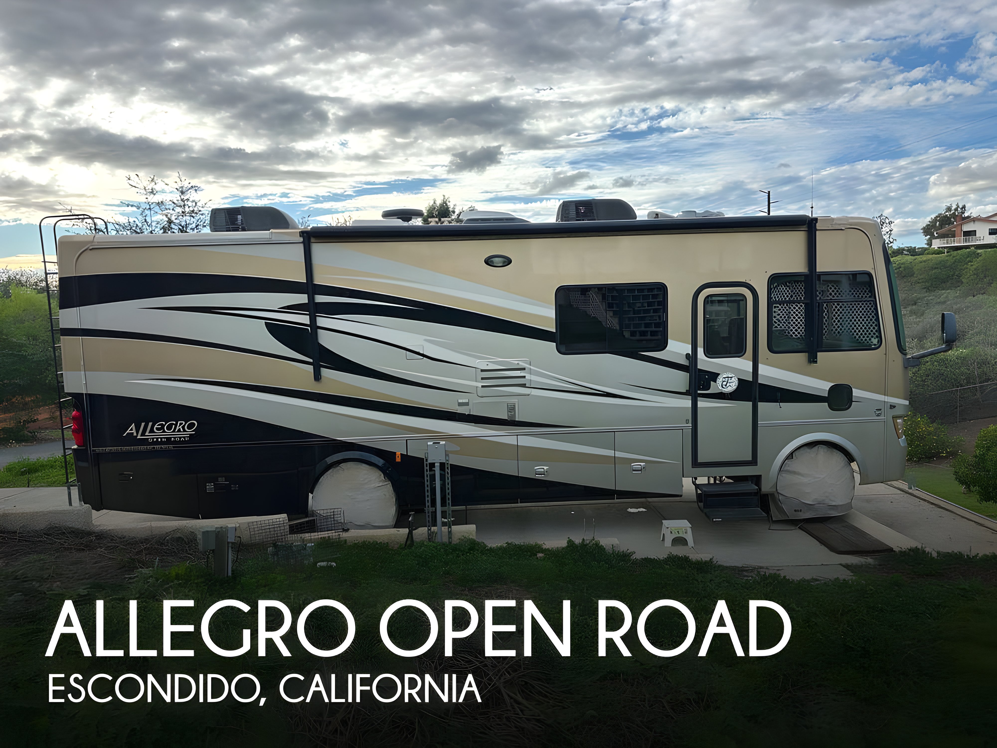 2011 Tiffin Allegro Open Road 30GA in escondido CA