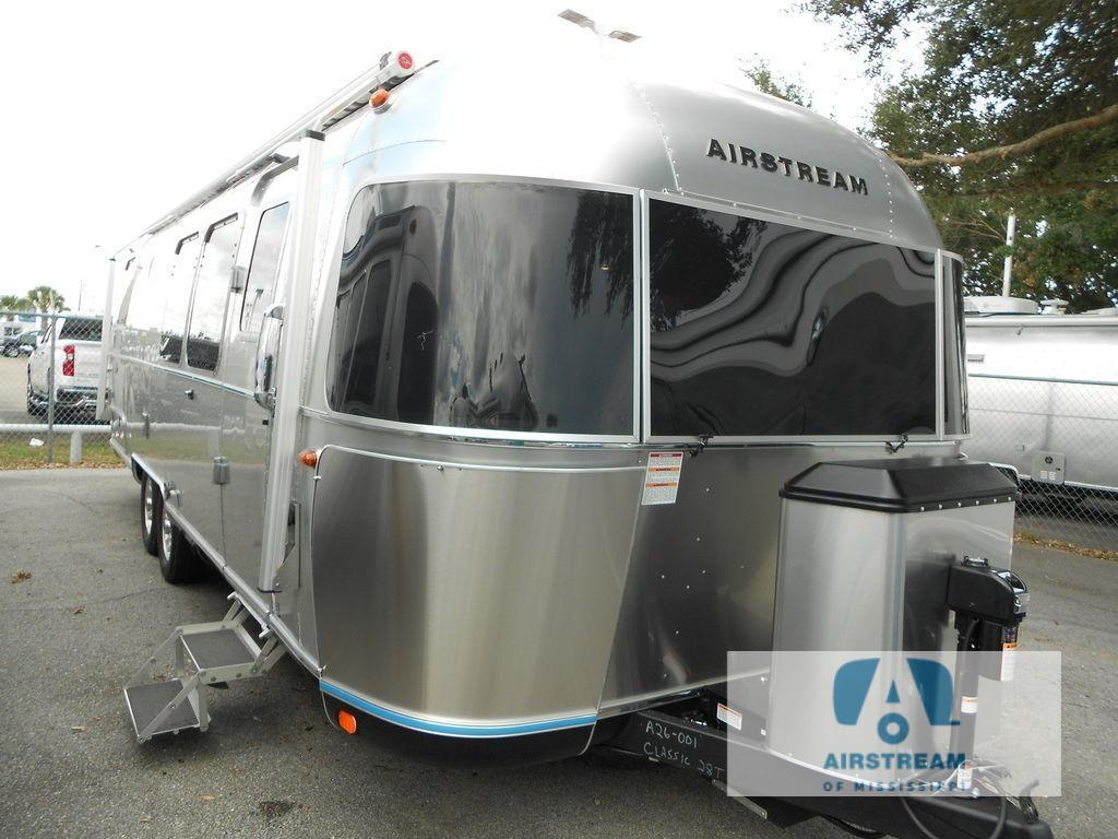 2026 Airstream Classic 28RB in gulfport MS