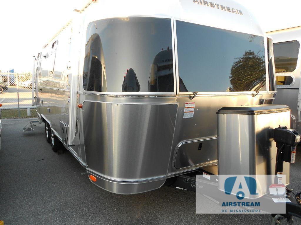 2026 Airstream International 25FB in gulfport MS