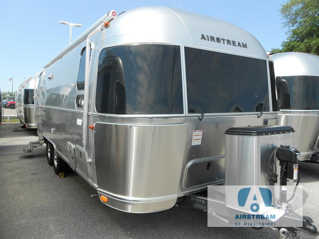 2025 Airstream Flying Cloud 25FB Twin in gulfport MS