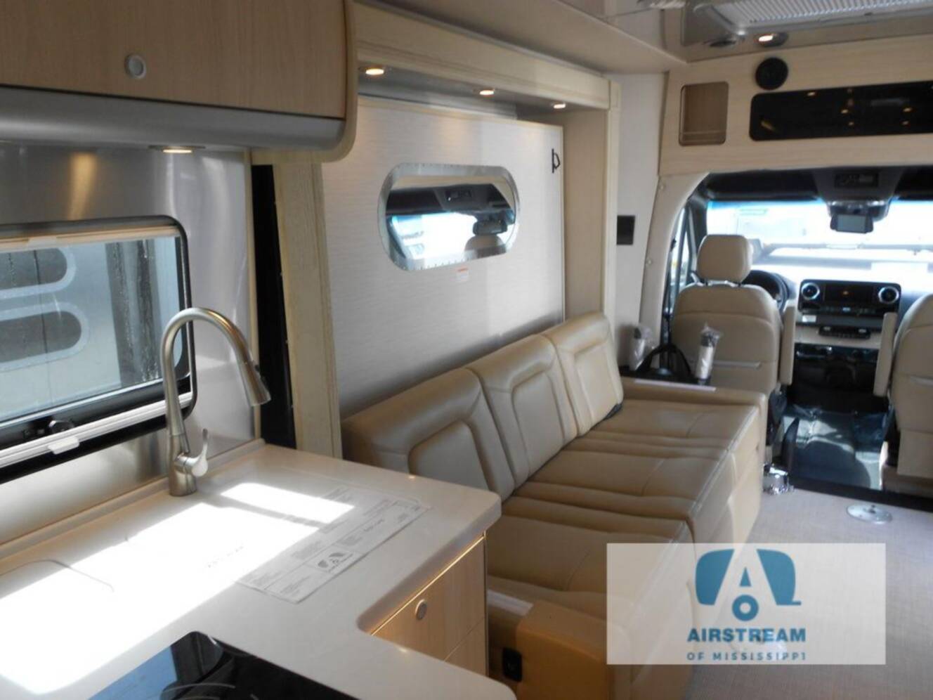 A photo of this 2024 Airstream Atlas Murphy Suite