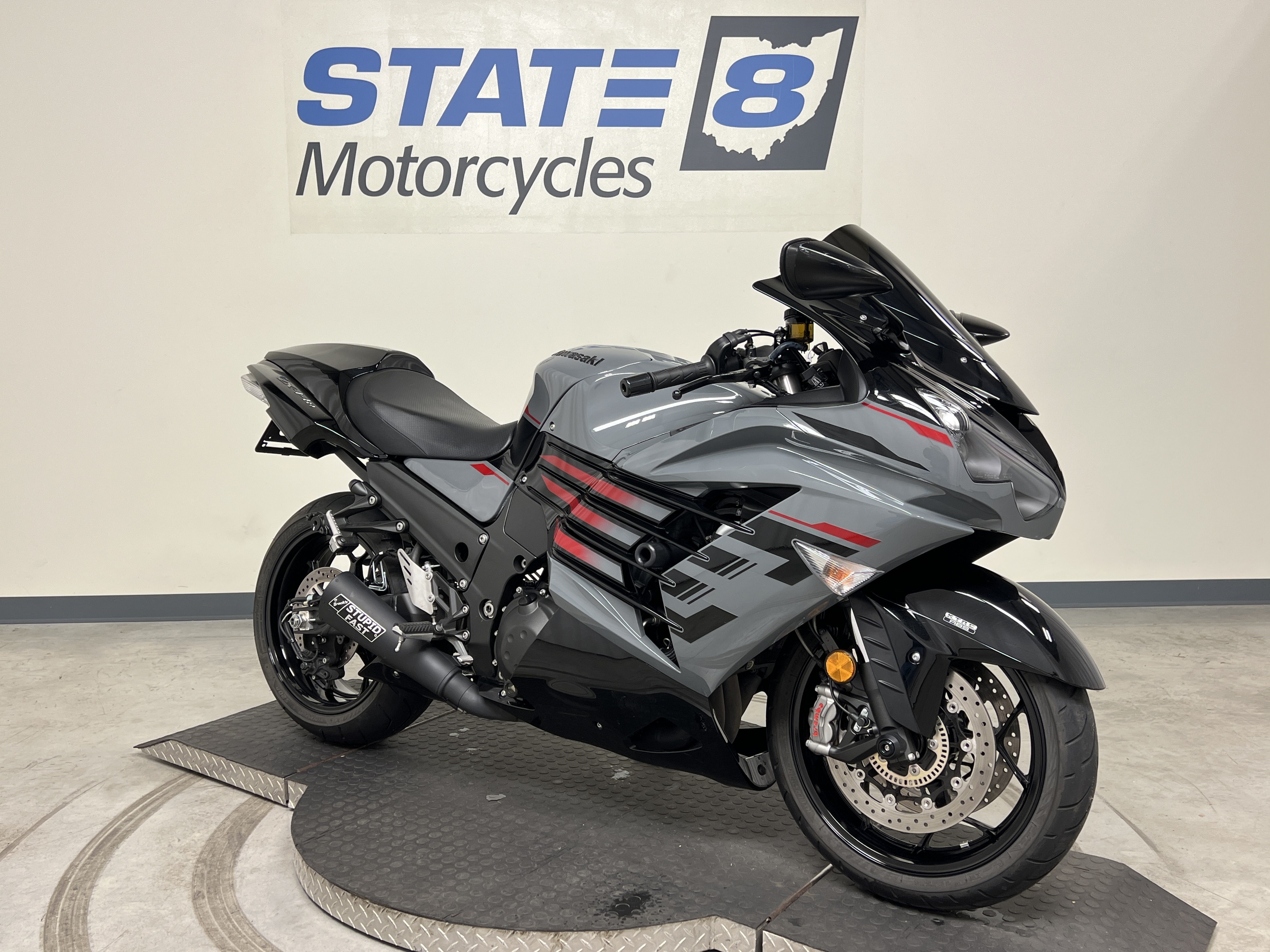 ハヤブサ State 8 Motorcycles in Cuyahoga Falls, Ohio. Find New and Used