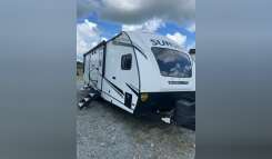 2022 Crossroads Sunset Trail Super Lite SS269FK RV