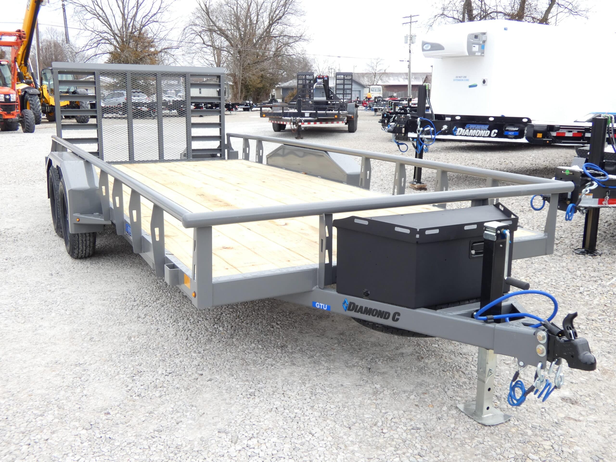 2026 Diamond C Trailers GTU235 18X83 in Spencer, IN