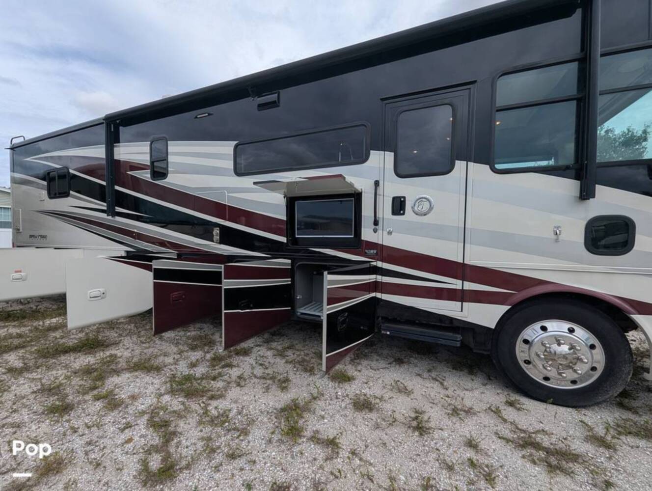 A photo of this 2019 Tiffin Allegro Open Road 36LA