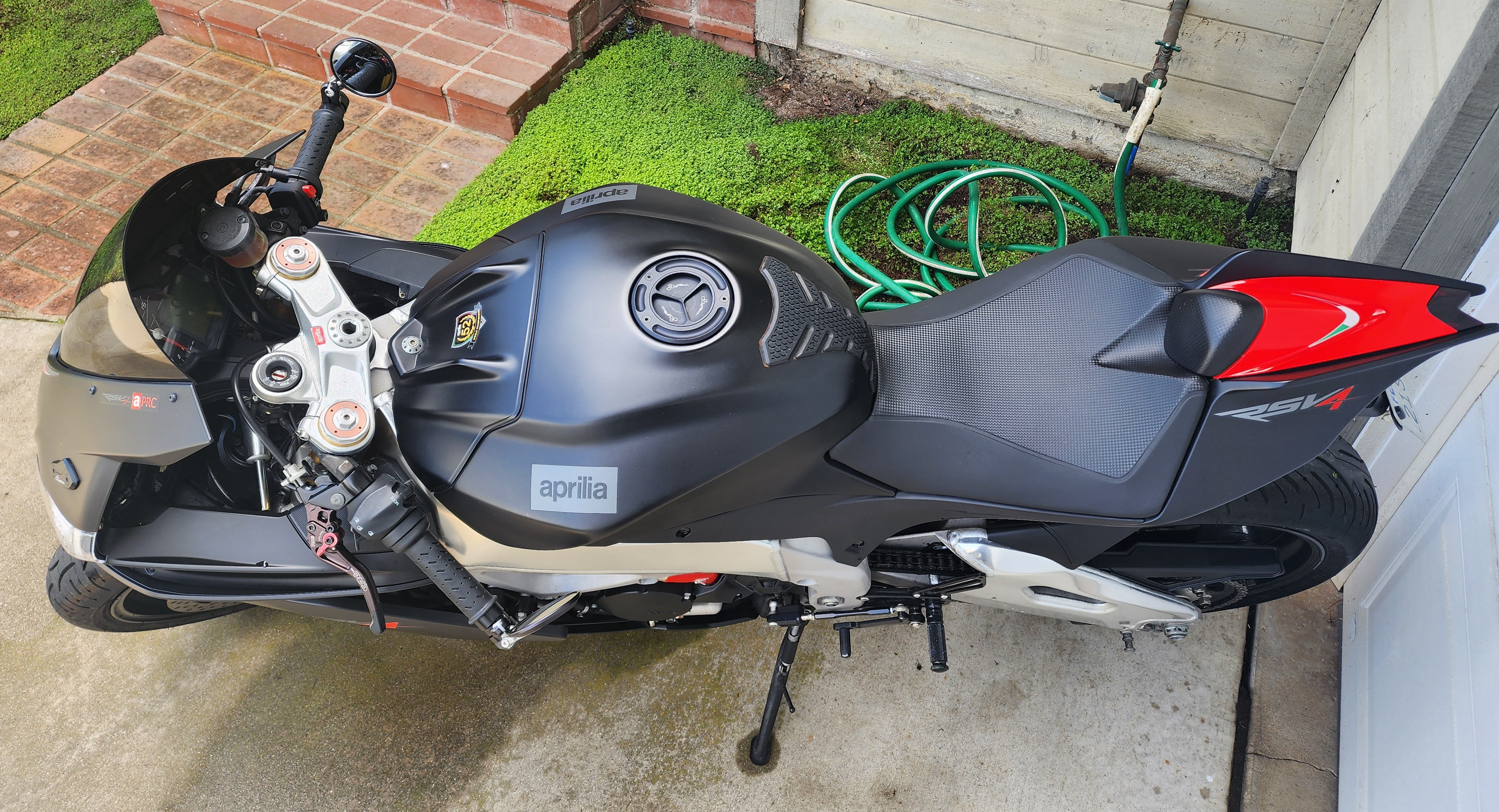 2014 Aprilia RSV4 FACTORY APRC ABS Sportbike motorcycle
