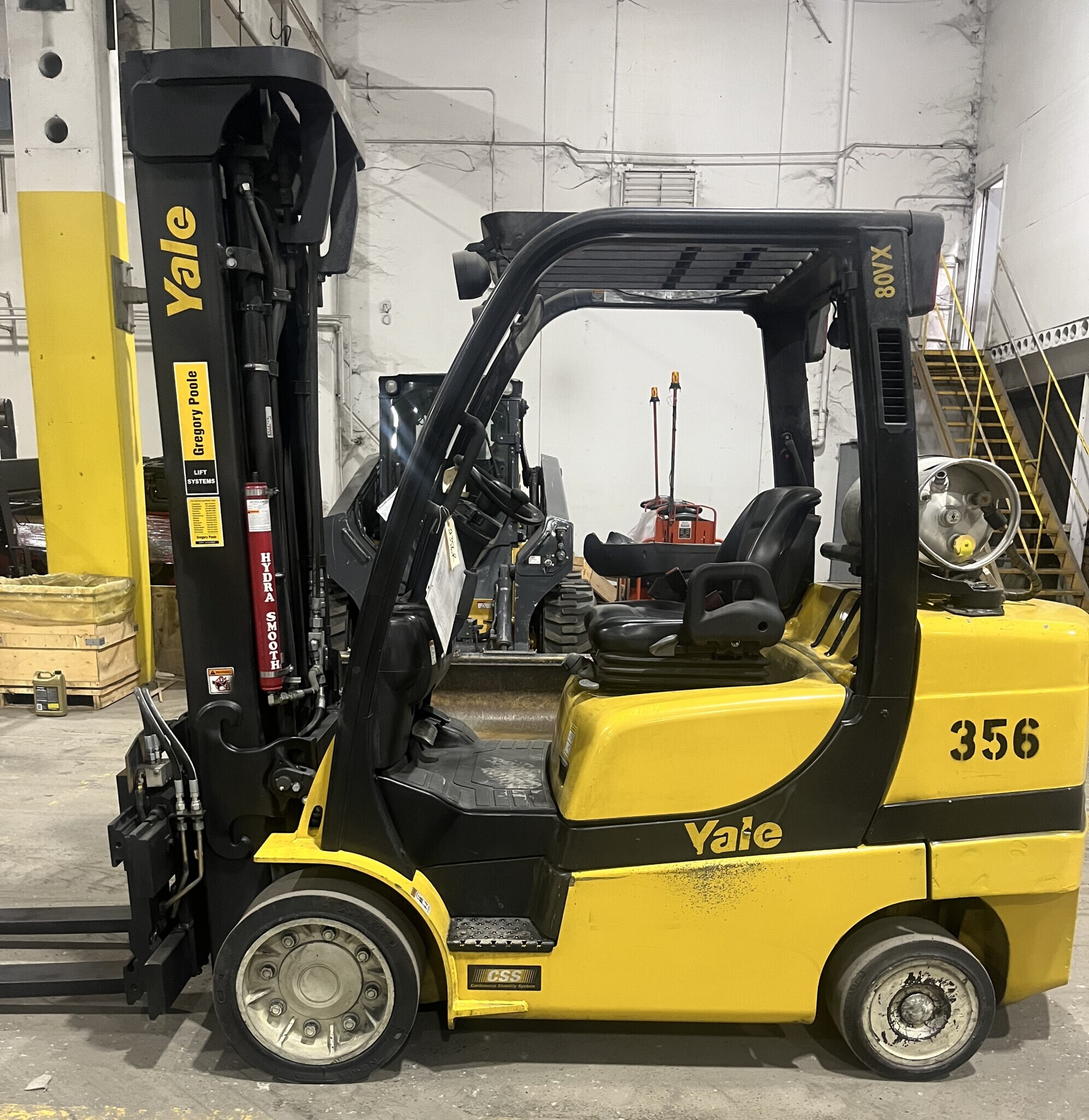 2017 YALE/LORON GC080VX/L100A-DSS10-341-3XX in Shelby Township, MI