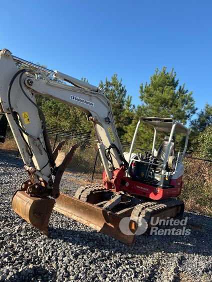 2020 TAKEUCHI TB260 in Alabaster, AL