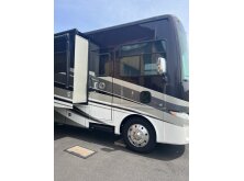 2027 Tiffin Motorhomes Open Road Allegro 34PA Review image