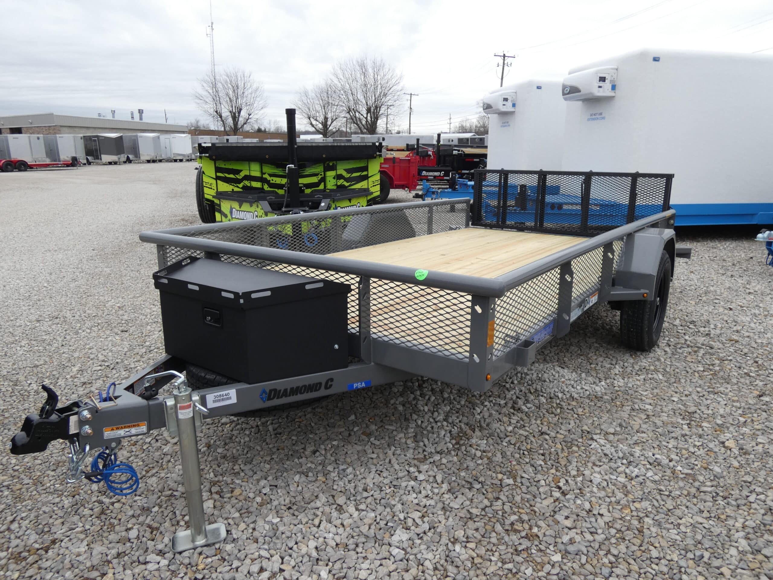 2026 Diamond C Trailers PSA135 12X77 in Spencer, IN