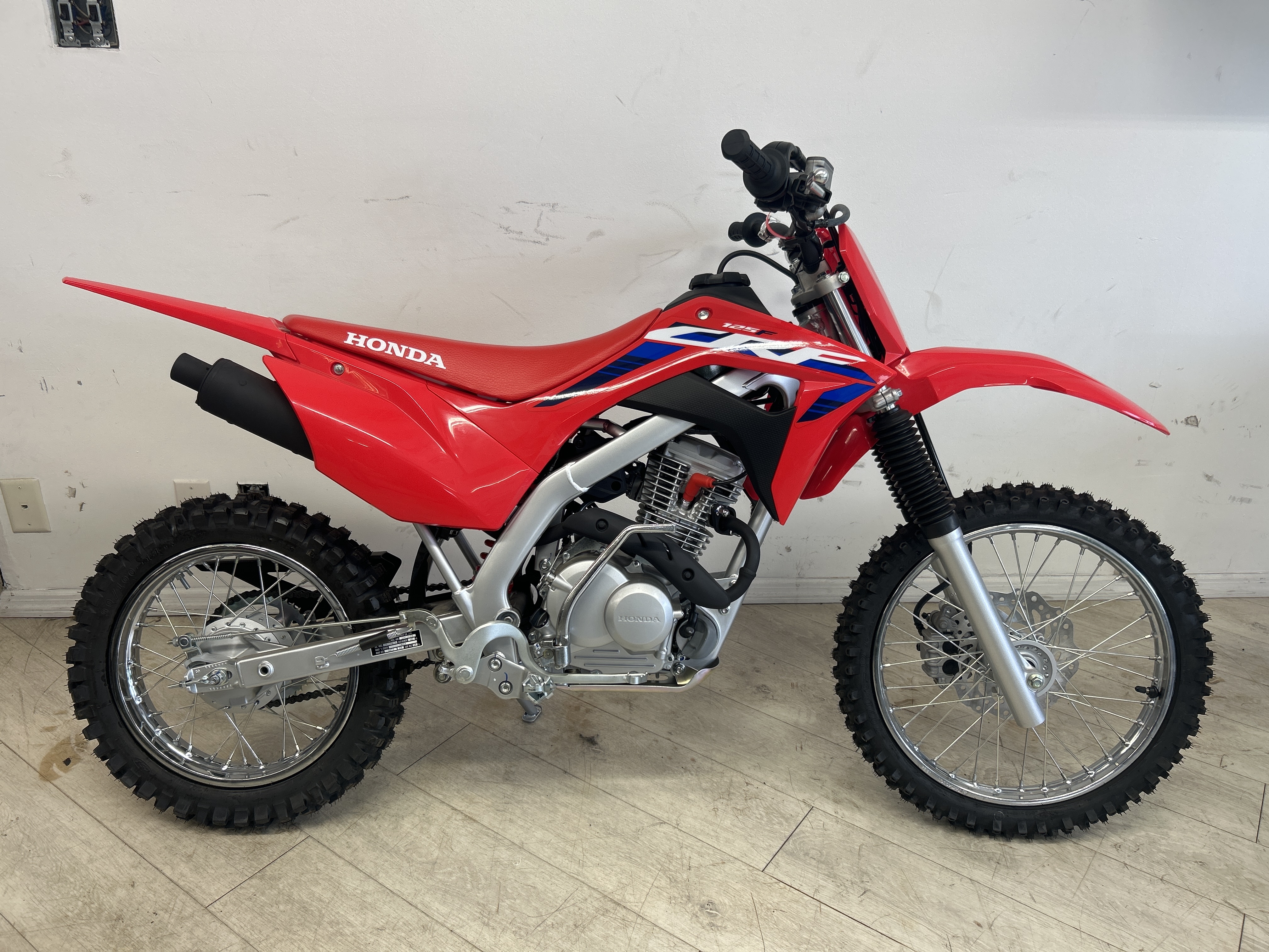 ホンダ　CRF125F　購入者決定 694aa5d1b2297e195442fe43.jpg?