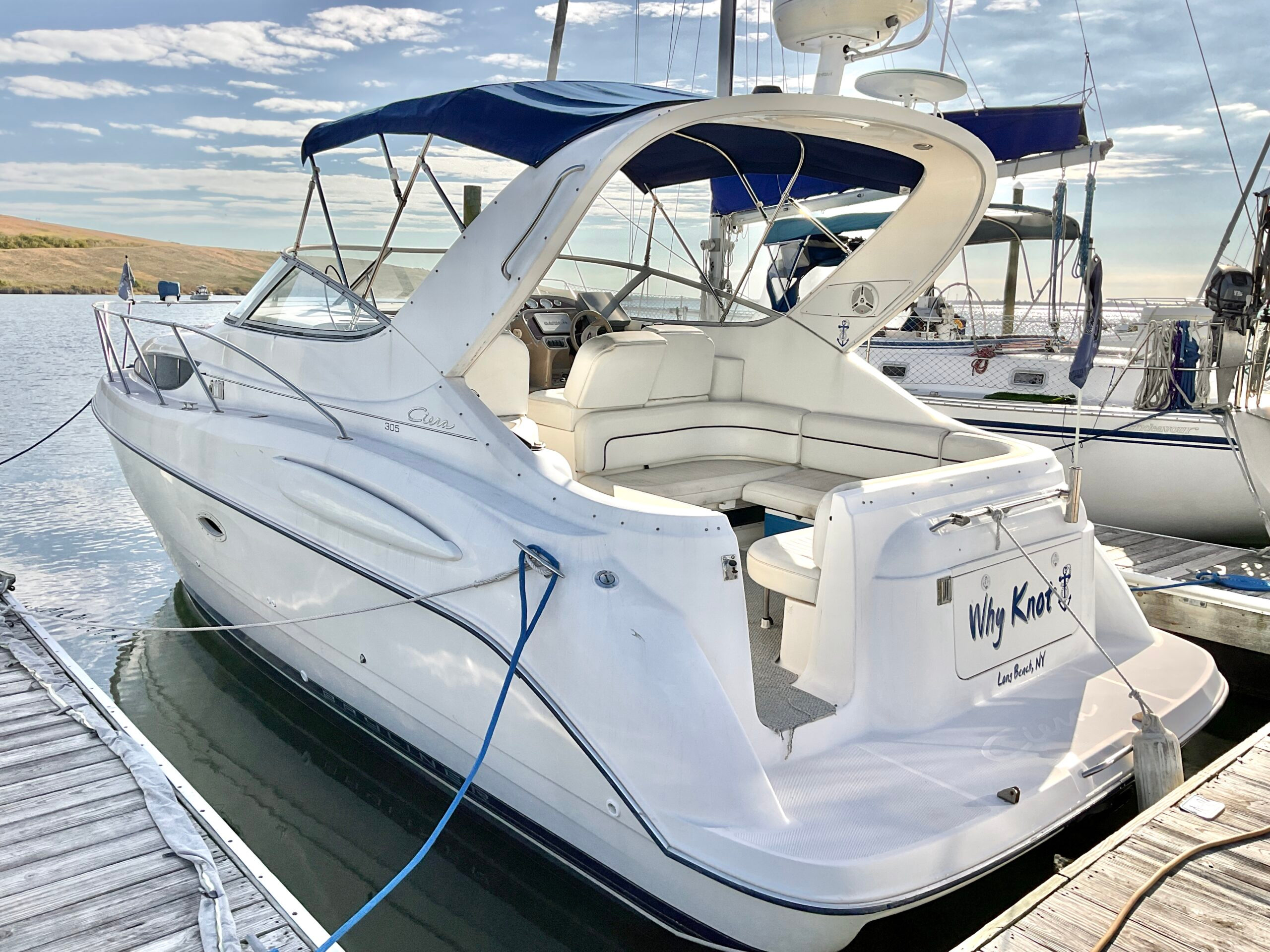 2003 Bayliner 305 Ciera in island park NY