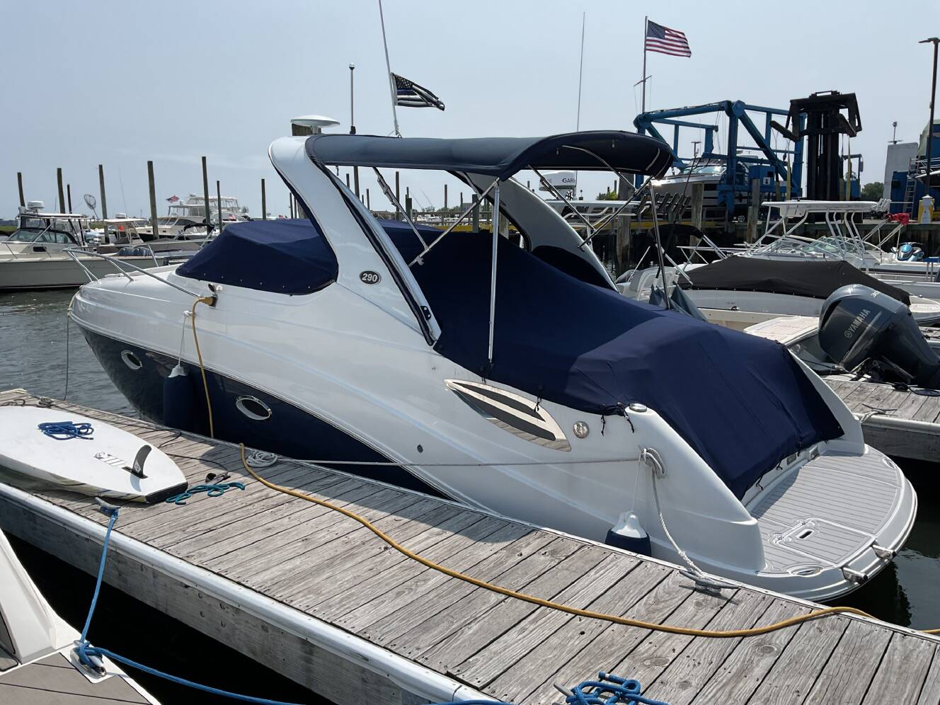 A photo of this 2013 Rinker 290 Express Cruiser