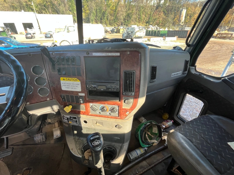 2007 MACK Granite CTP713