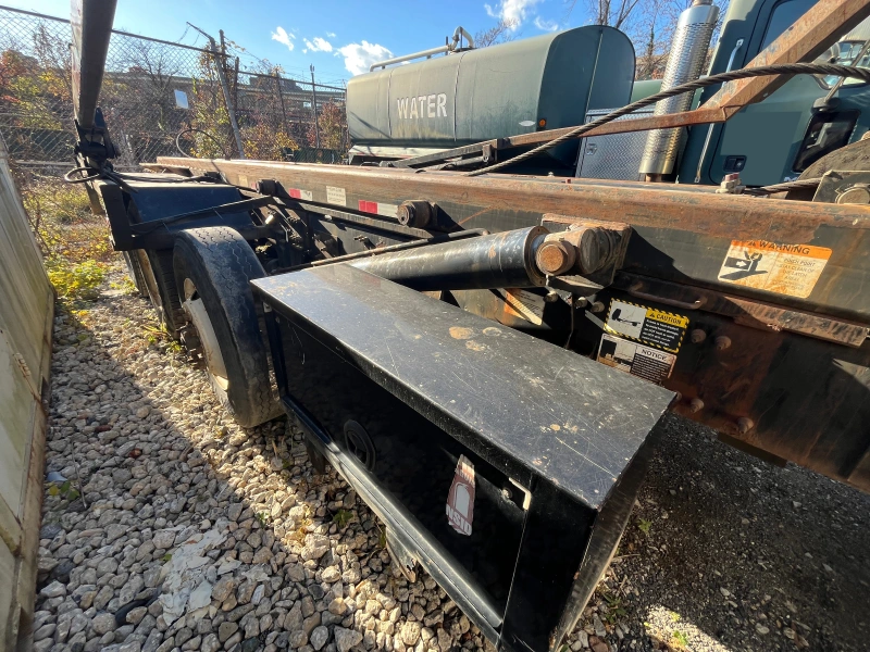 2007 MACK Granite CTP713
