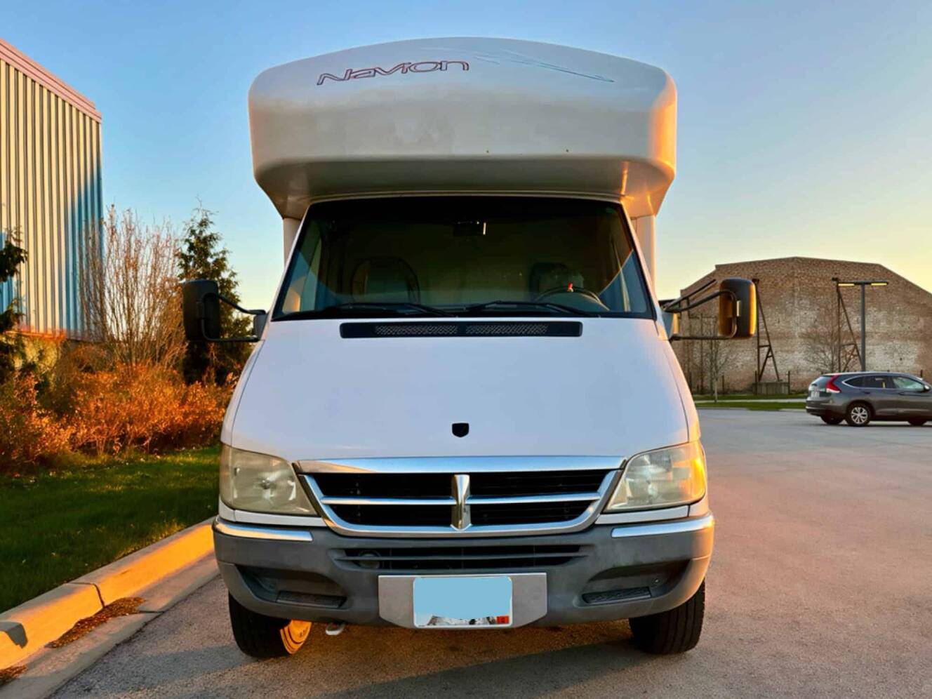 A photo of this 2007 Itasca NAVION 23H