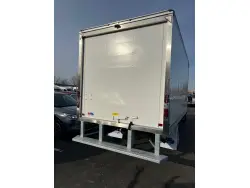 2025 FORD F600