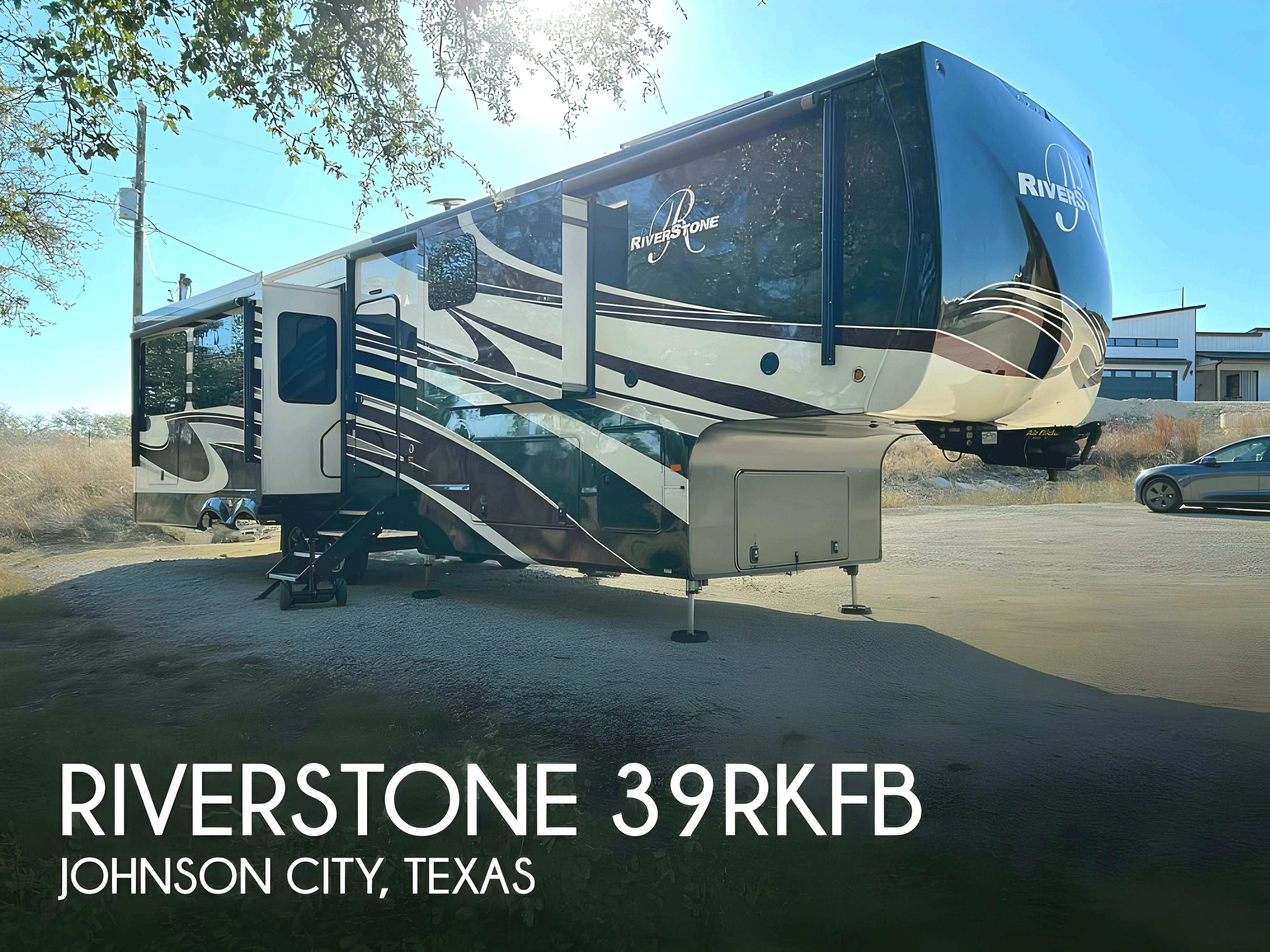 2019 Forest River Riverstone 39RKFB in johnson city TX