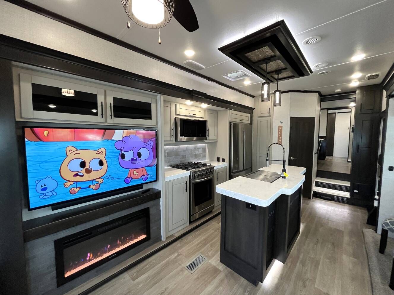 A photo of this 2021 Redwood REDWOOD 3901MB