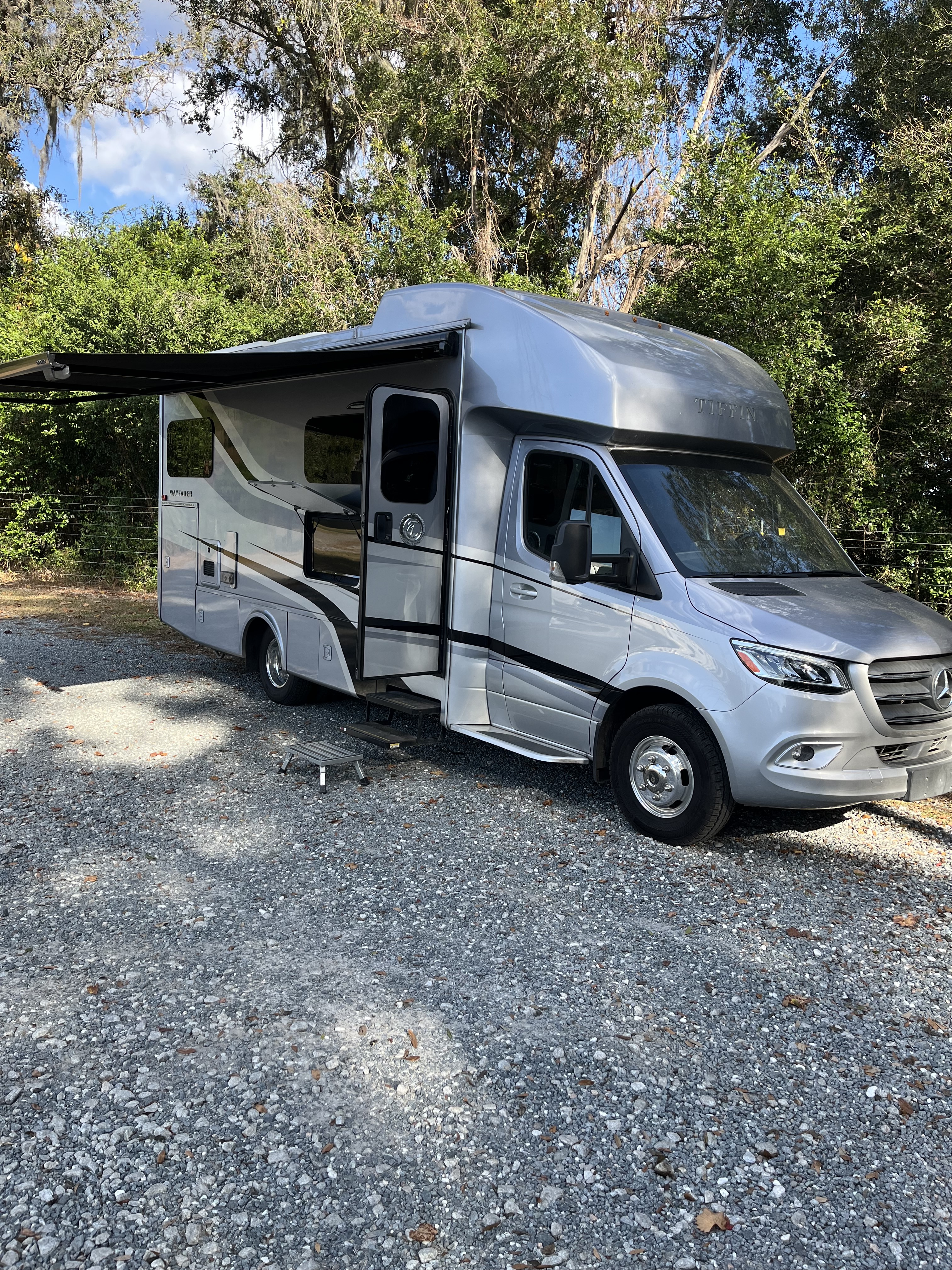 2021 Tiffin Motorhomes WAYFARER 25 LW RV