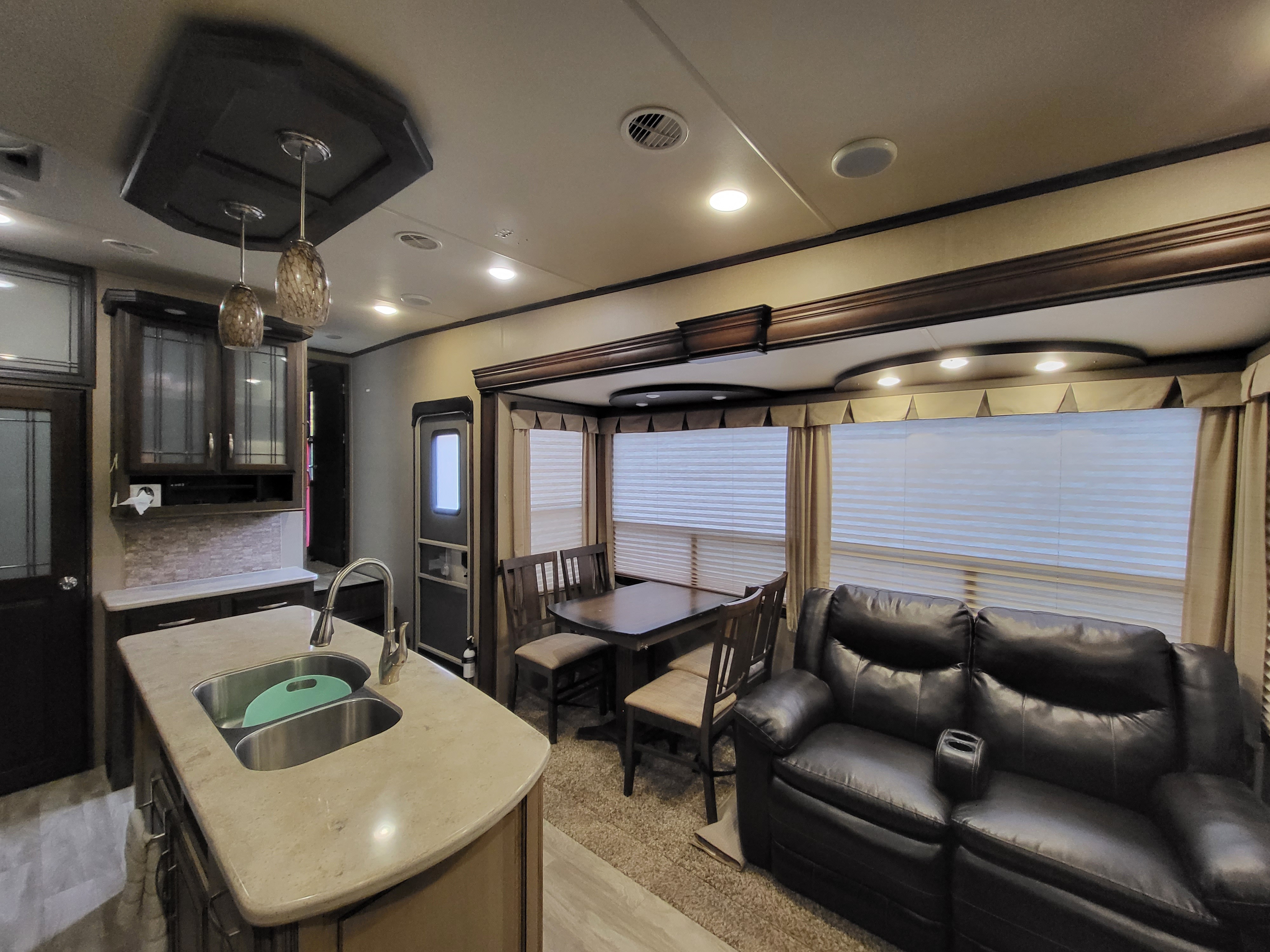 2016 Grand Design SOLITUDE 300GK in cortland OH