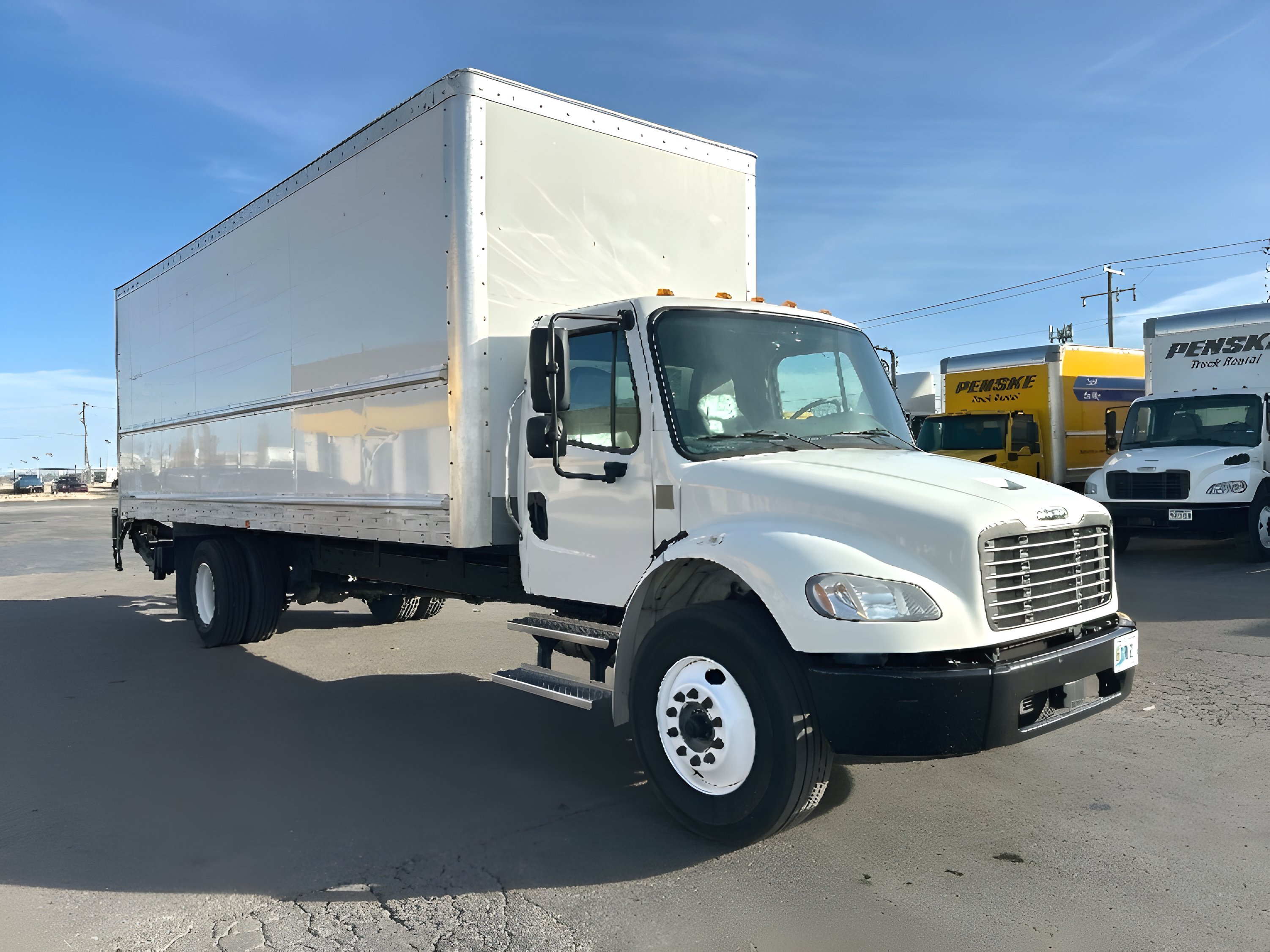 2022 FREIGHTLINER BUSINESS CLASS M2 106 in Dallas, TX