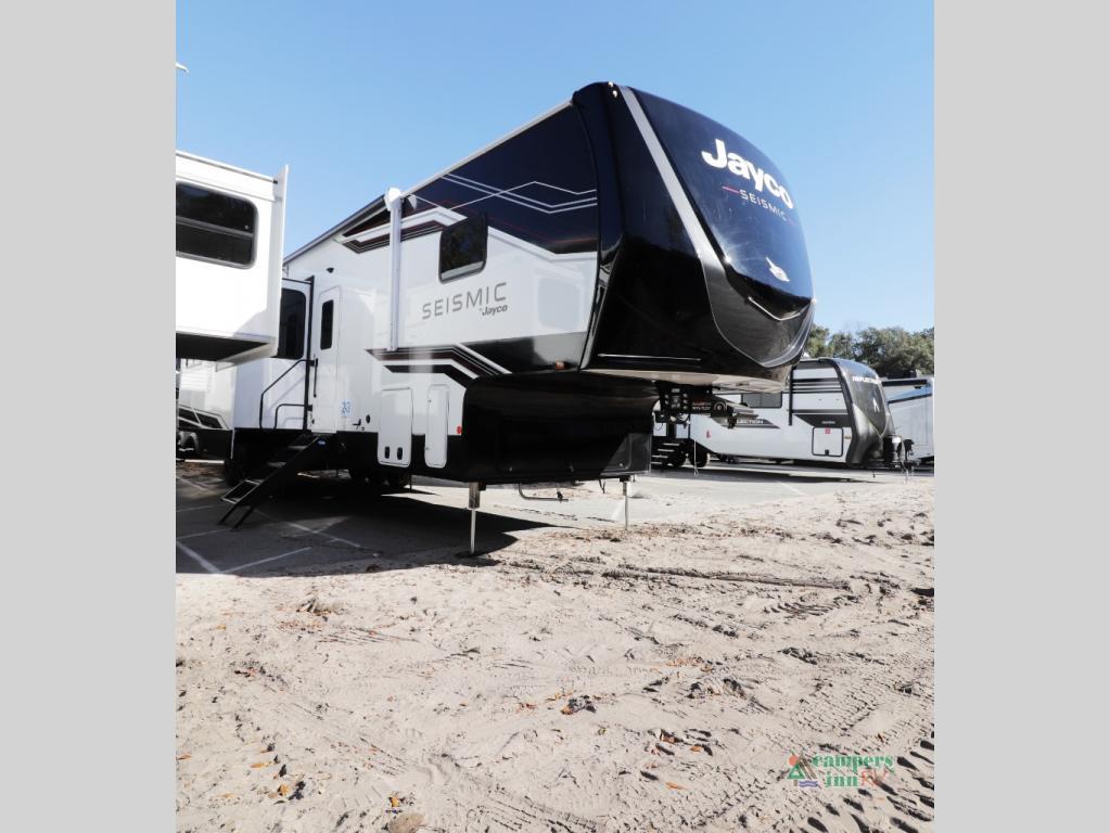 2026 Jayco Seismic 395 in ocala FL