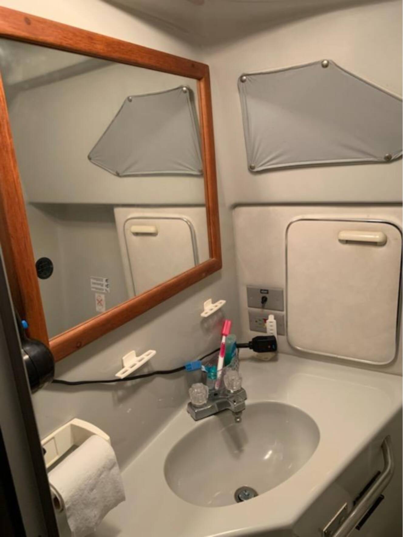 A photo of this 1991 Sea Ray 280 Sundancer