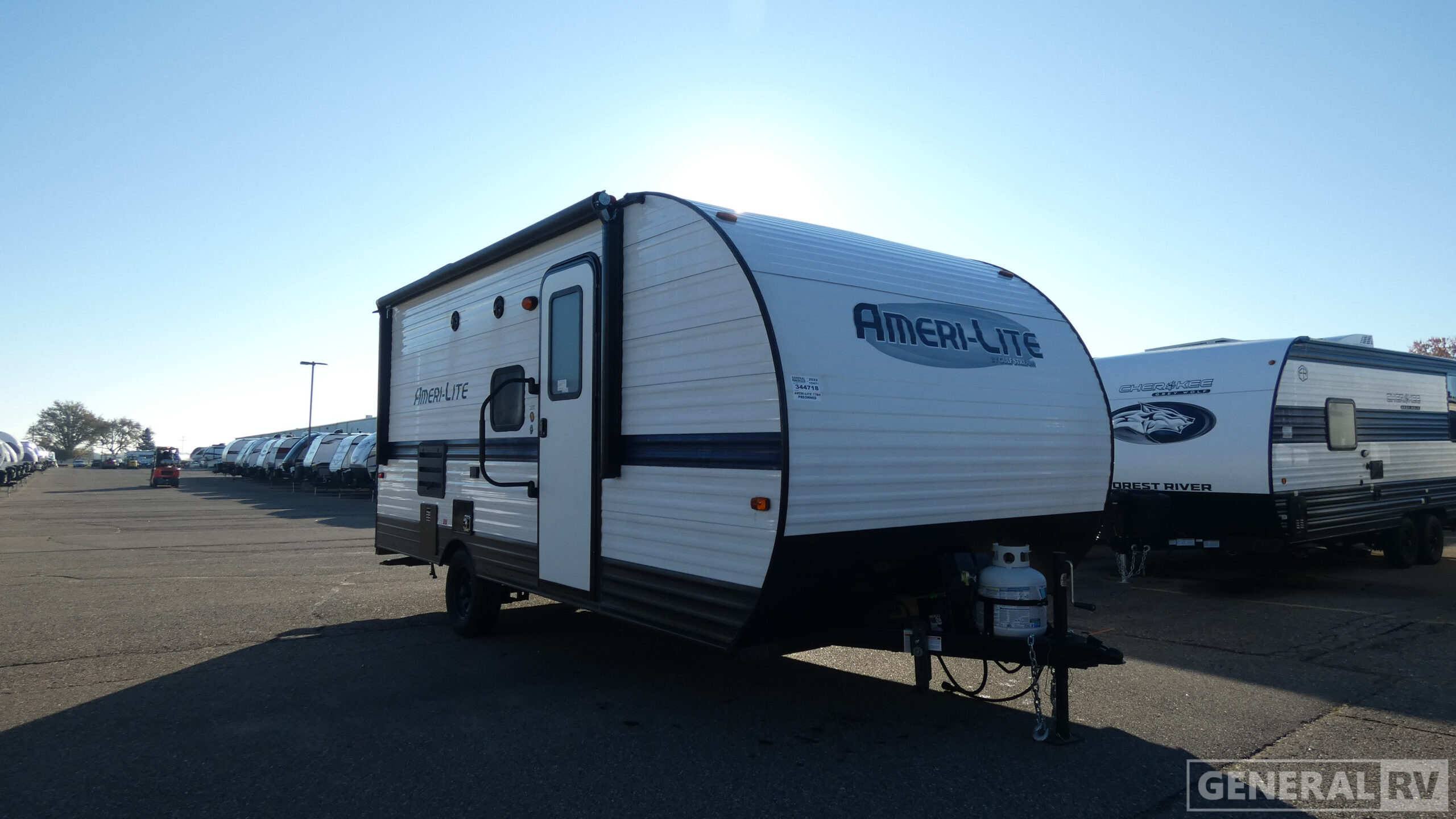 【手渡し】Town & CountryPRO-SERIES SUPER-LITE 2018 Keystone Laredo Super-Lite 298SRL #LA18194 | Big Adventure RV