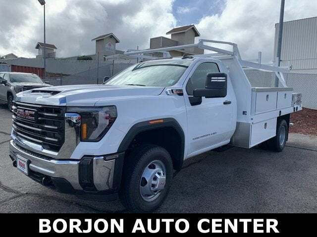 2026 GMC Sierra 3500 HD Chassis Cab in Paso Robles, CA