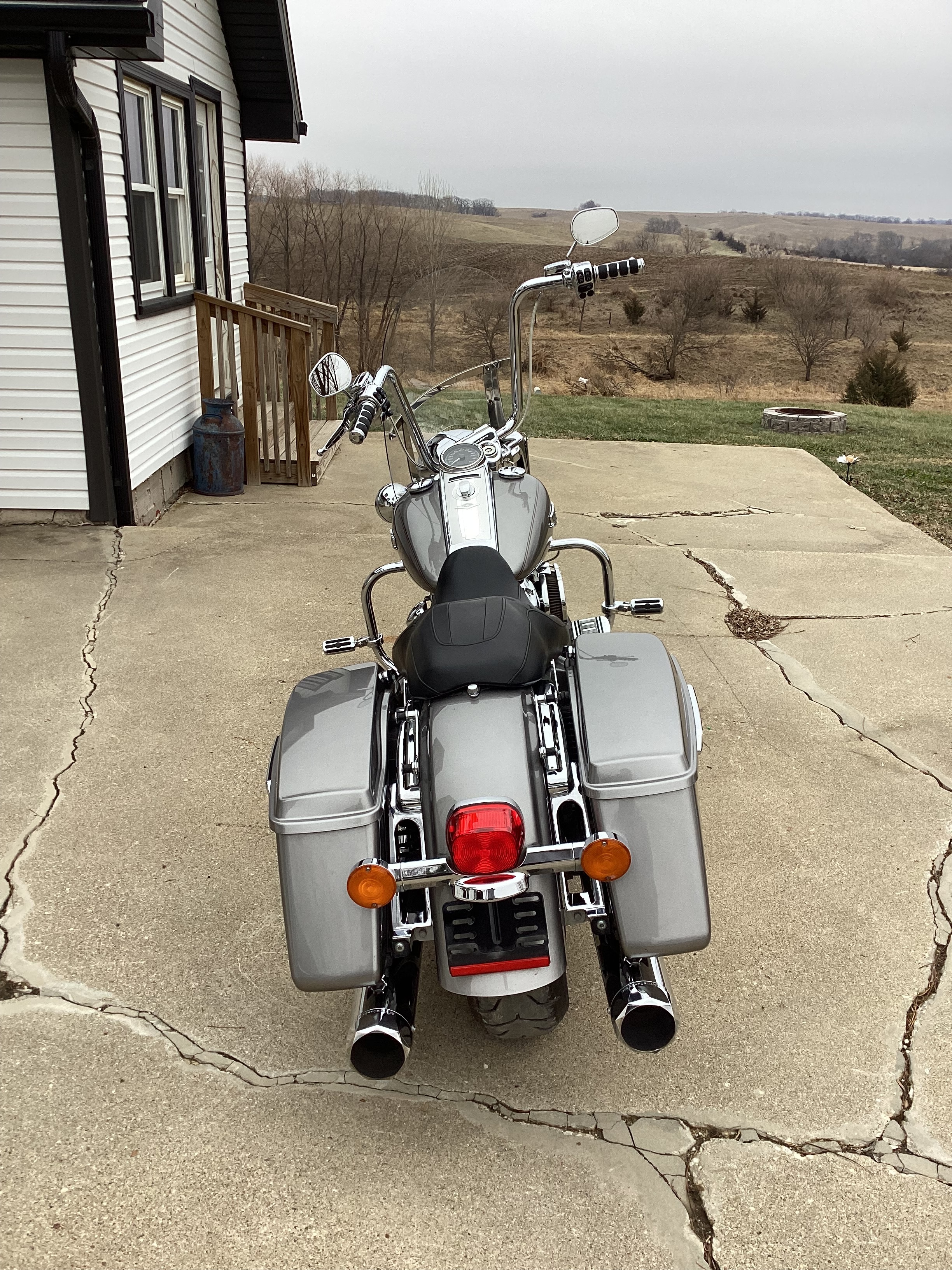 2017 Harley-Davidson ROAD KING FLHR in earlham IA