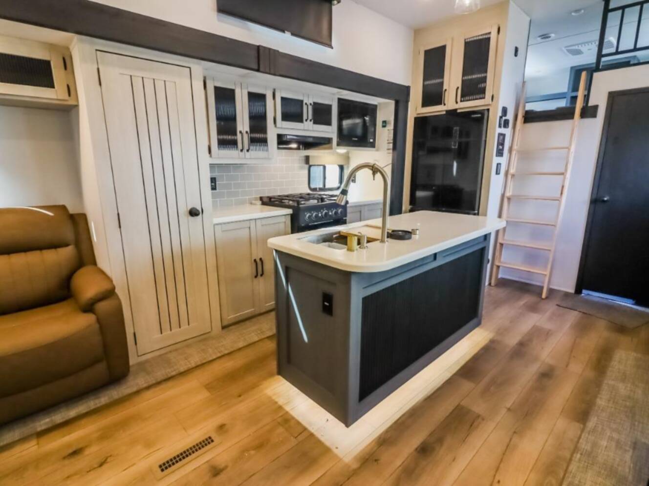 A photo of this 2026 Forest River Rv Puma Vista 420LFT