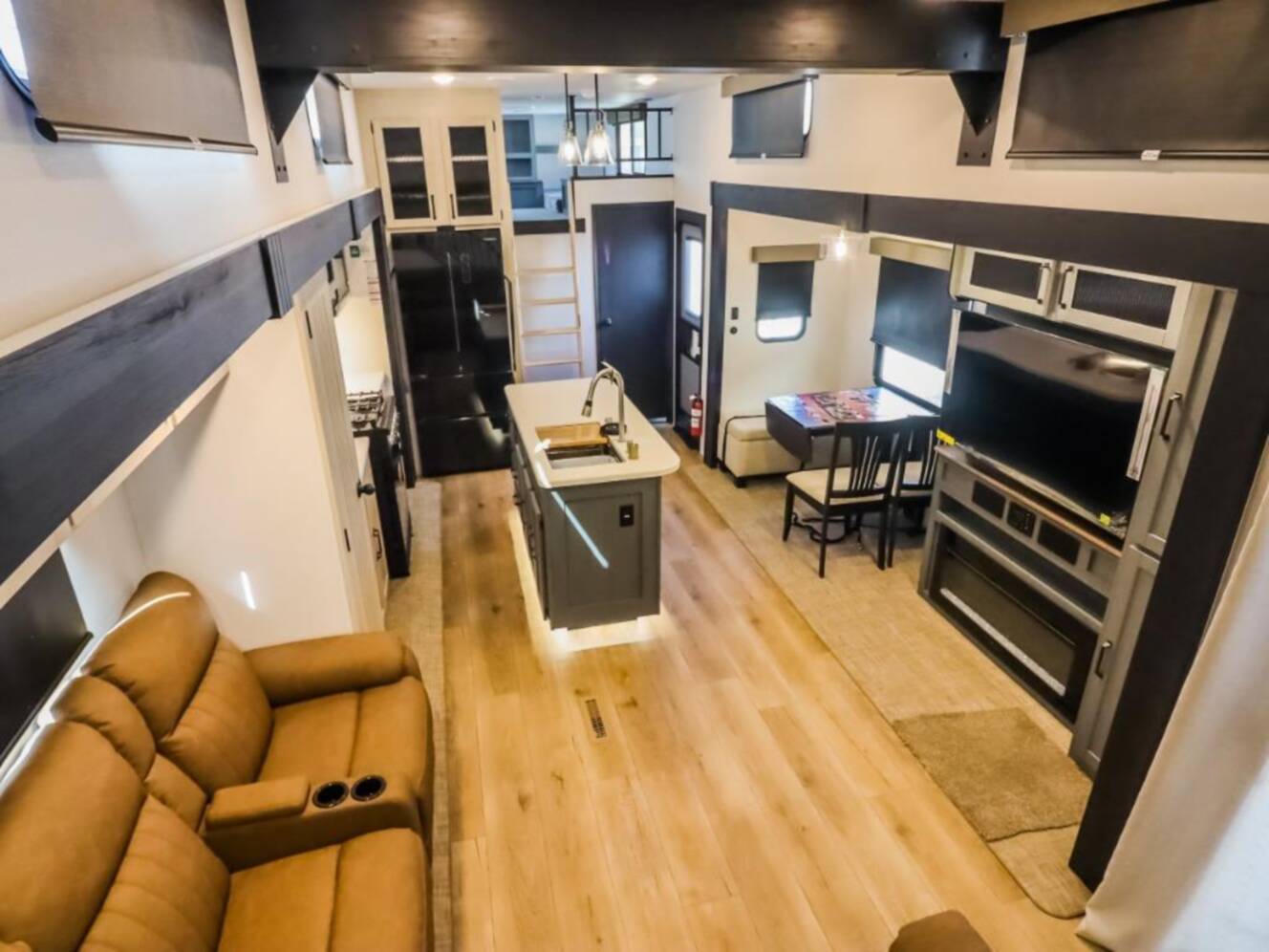 A photo of this 2026 Forest River Rv Puma Vista 420LFT
