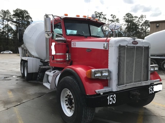 2006 PETERBILT 357 Mixer truck in Dallas, TX