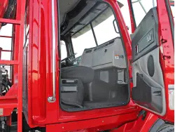 2016 WESTERN STAR 4700SB CONVENTIONAL FASSI CRANE (NEW) GRAPPLE SAW & 24.5' DEBRIS HAUL BODY