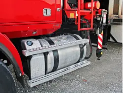 2016 WESTERN STAR 4700SB CONVENTIONAL FASSI CRANE (NEW) GRAPPLE SAW & 24.5' DEBRIS HAUL BODY