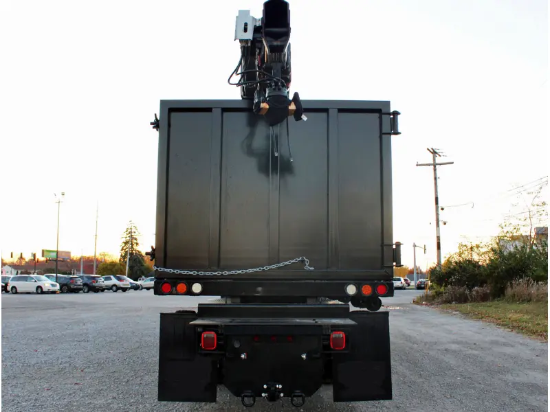2016 WESTERN STAR 4700SB CONVENTIONAL FASSI CRANE (NEW) GRAPPLE SAW & 24.5' DEBRIS HAUL BODY