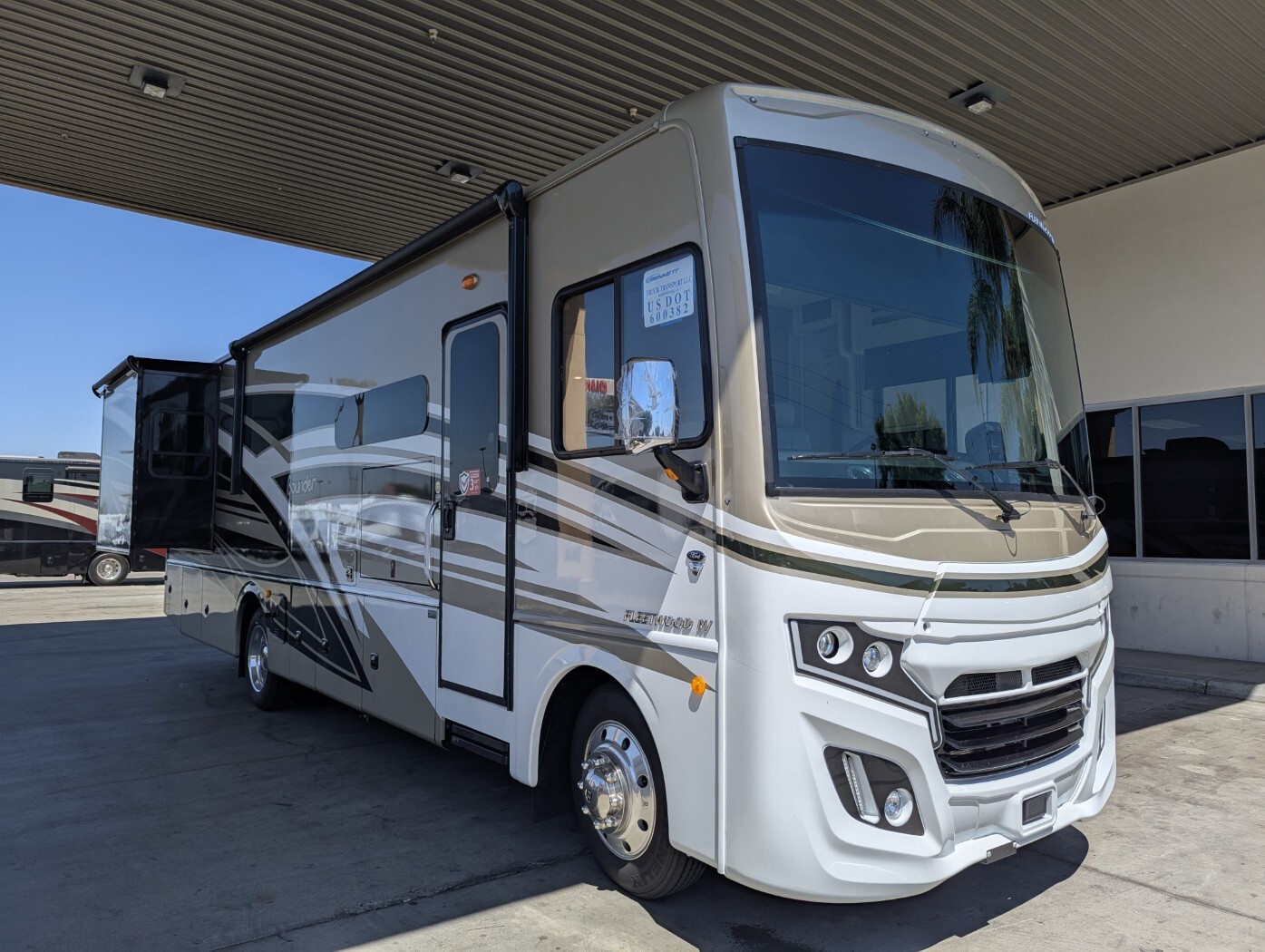 2026 Fleetwood Bounder 33C in montclair CA