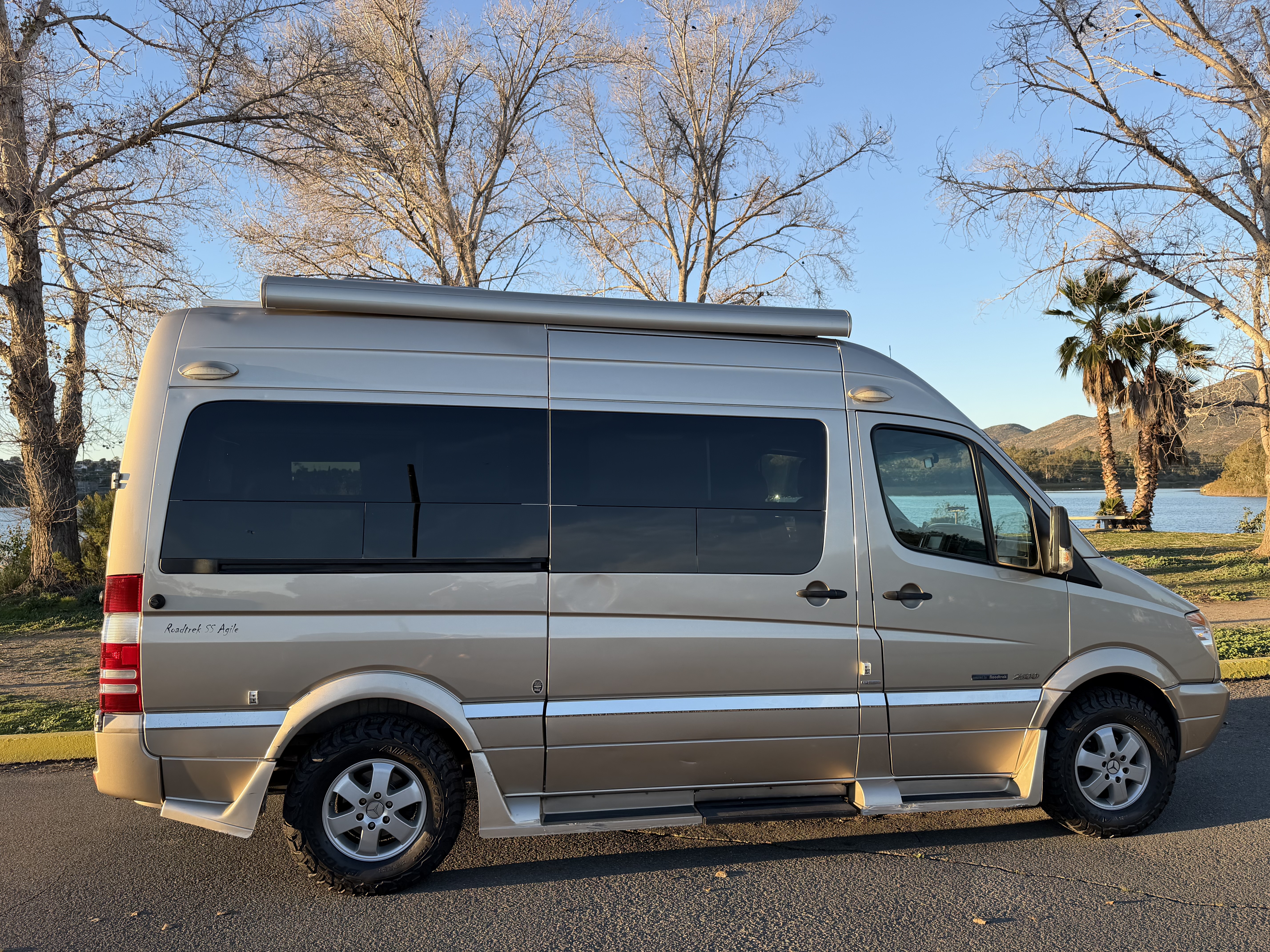 2013 Roadtrek SS AGILE BASE in san diego CA