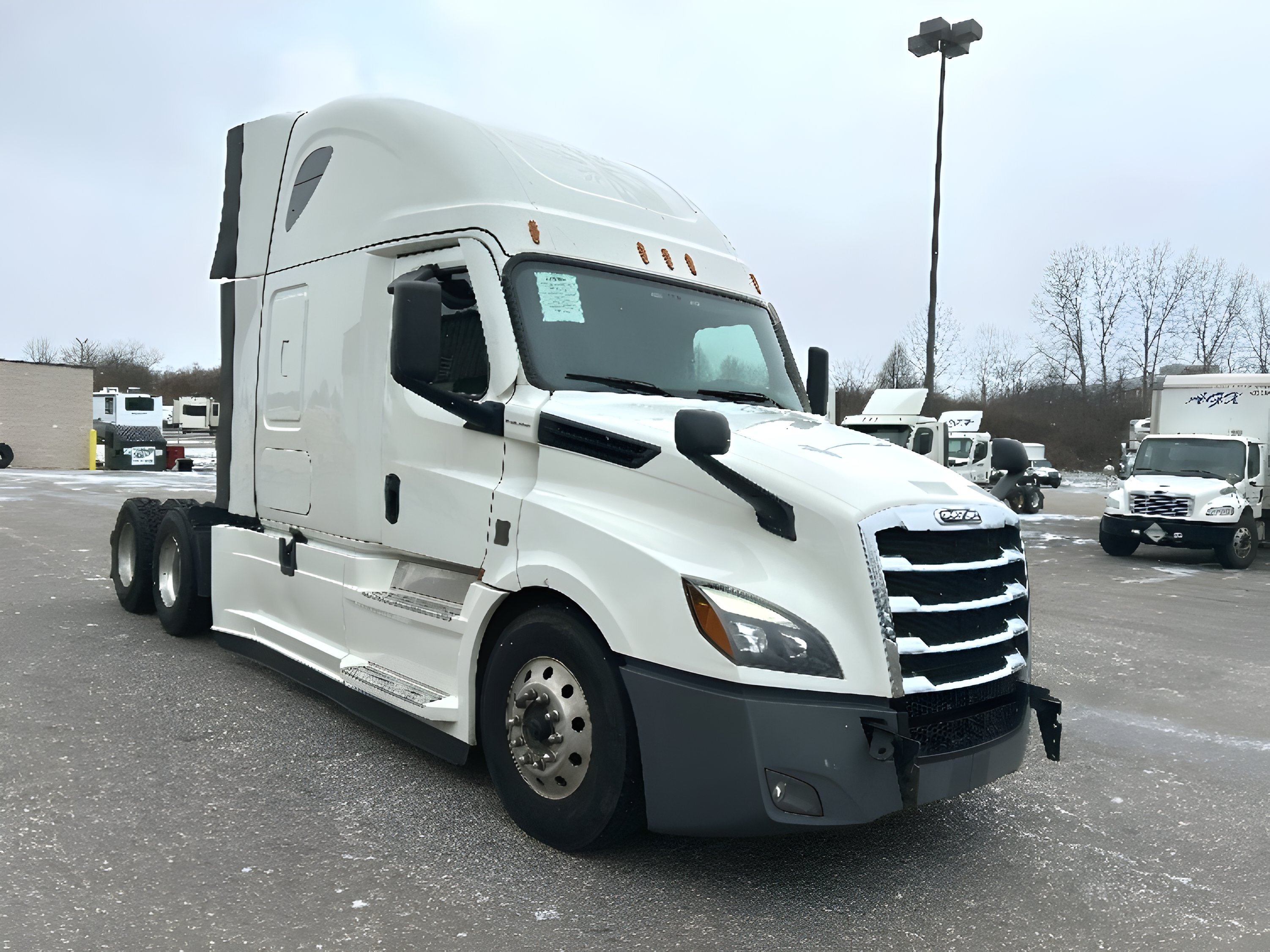 2023 FREIGHTLINER CASCADIA 126 in Akron, OH