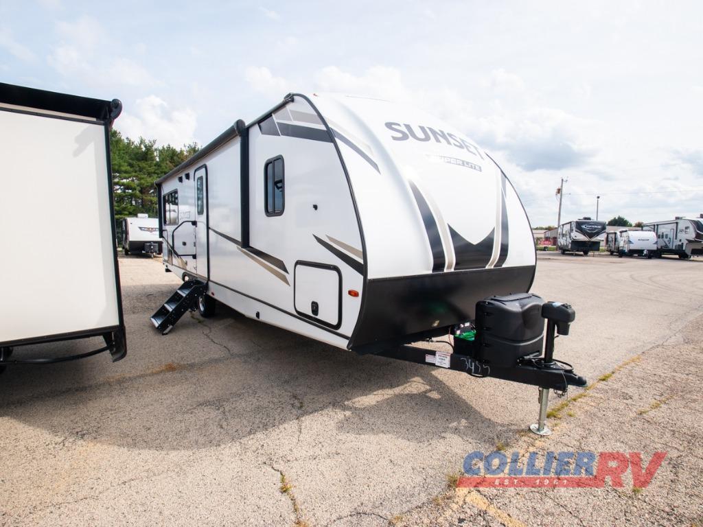 2022 Crossroads Rv Sunset Trail SS268RL in rockford IL