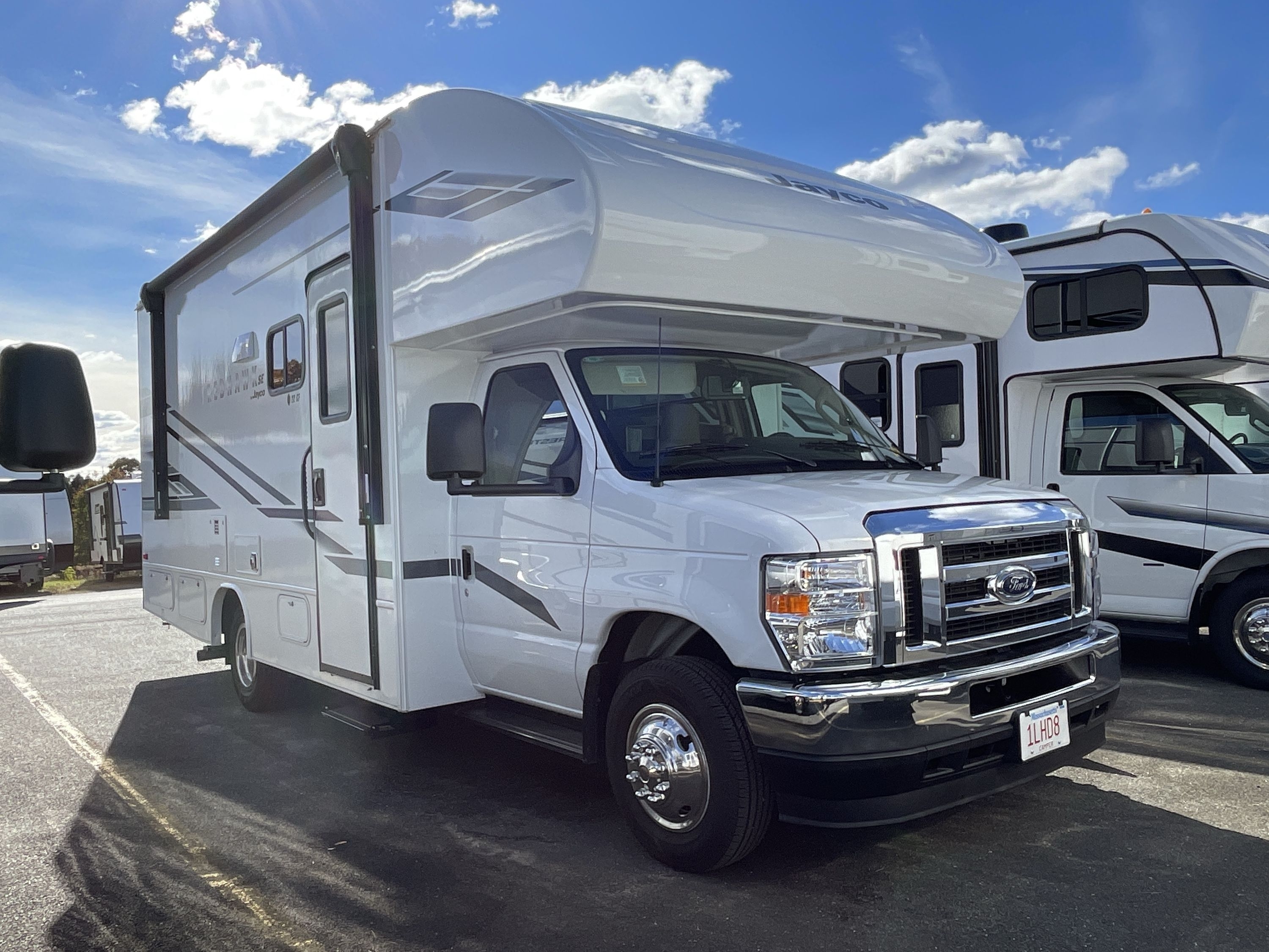 ”wave” Jayco RVs For Sale near Dallas, PA - RV Trader